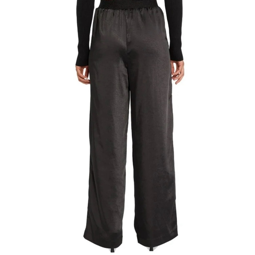 Margot / NWT/ Black Relaxed Fit Pants/ draw string waste/ pockets/